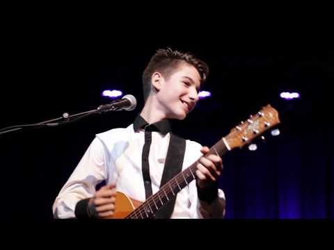 Crazy Little Thing Called Love (Queen) [Live] [Original arrangement] - Frano Livingston [14yr]