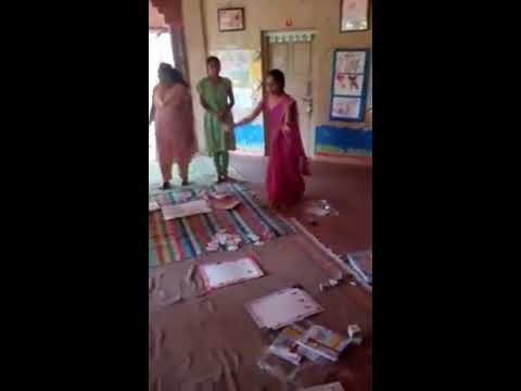 Chala Bagemadhe Pakshi Baghayala.