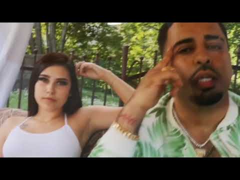 Alex Kyza -Su Cuerpo Me Pide