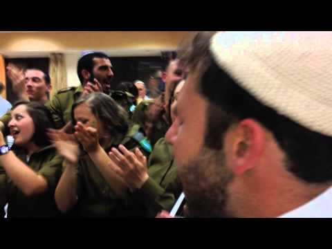 Shavua Tov! Havdallah with IDF - שבוע טוב! הבדלה עם חיילים