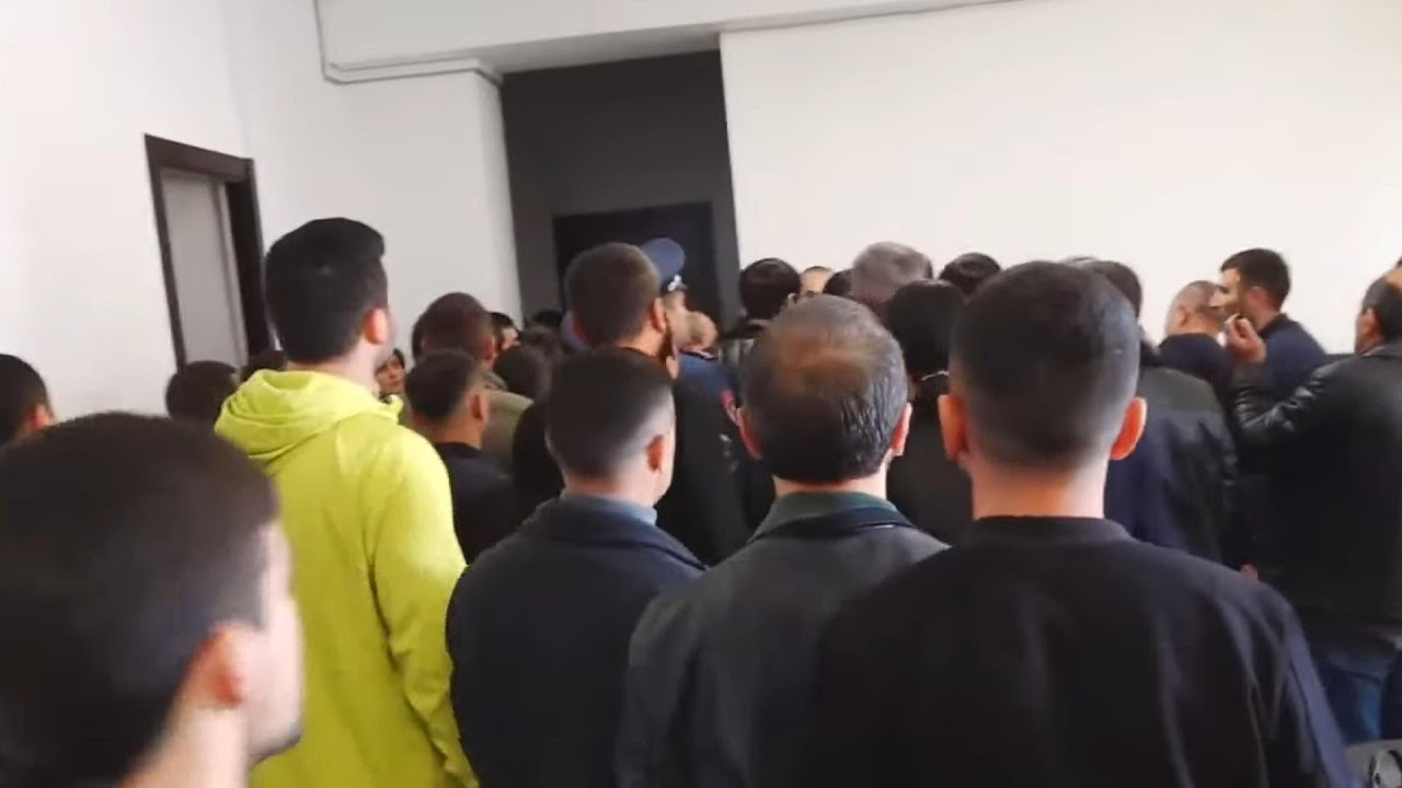 #Ուղիղ. Բողոքի ակցիա Երեւանում Արցախի ներկայացուցչության դիմաց