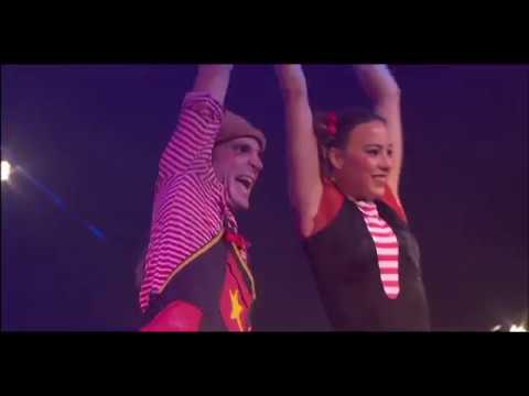 Txarango - 03  El meu poble + Somriurem (Abaraka 2018)