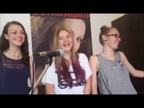 Starworld Singing School & Management / Starworld Énekiskola és Management