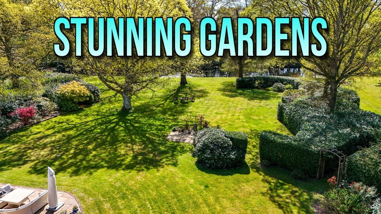 Detached House: For Sale In Hurn