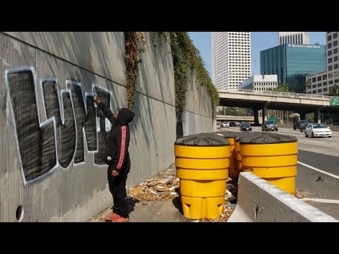 Day Time Bombing With Luni | Los Angeles Graffiti