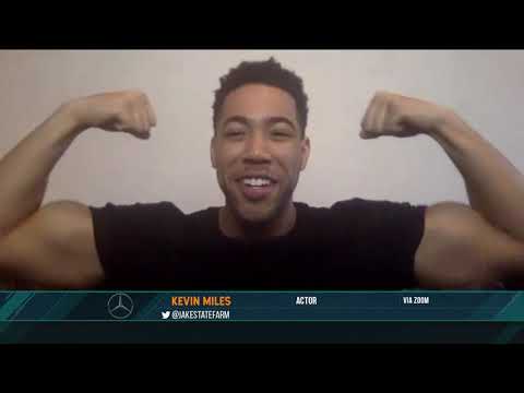 Kevin Miles aka "Jake from State Farm" flexes off his all-natural muscles | 01/29/21