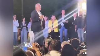 Il sindaco di Reggio Calabria Cannizzaro dà del “curnutu” a Vannacci in comizio