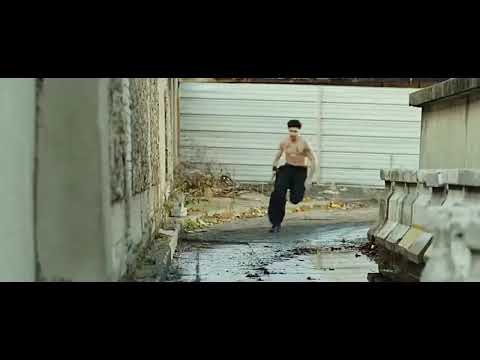 Best of Banlieue 13 Ultimatum - Amazing Parkour and Freerunning (1080p)