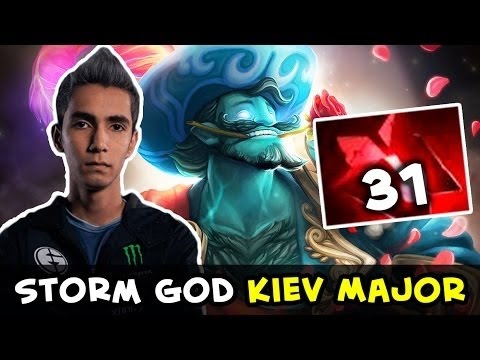 Sumail Storm Spirit god 31 Bloodstone charges — EG vs Thunderbirds on Kiev Major