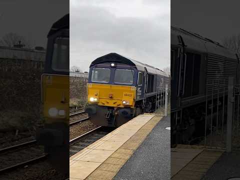 Class 66422 Passing through Clitheroe #train #railway #trainspotting #gbrailfreight