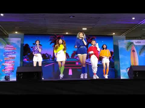 D-Code : สู่โลกใบใหม่ @ Idol Exchange "Aloha" - MBK【4K】