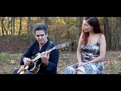 Roni Ben Hur - Ha'omnam feat. Tamuz Nissim (Official Video)