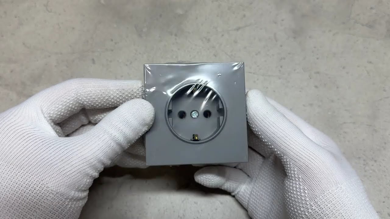 Розетка с заземлением, серый механизм 16А Soft ER121-G ARDERO (без рамки) 80769