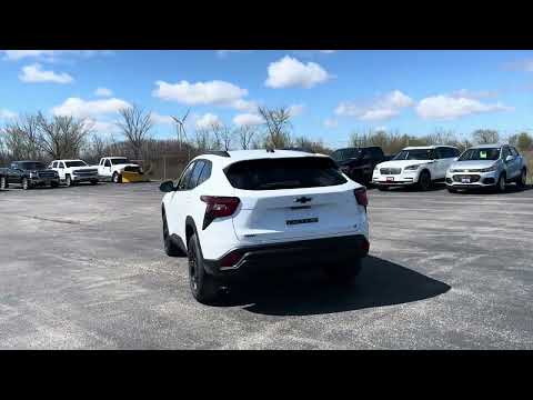 2026 Chevrolet Trax FWD 4dr LT in White for sale at Lally Chevrolet Ltd. in Tilbury, ON