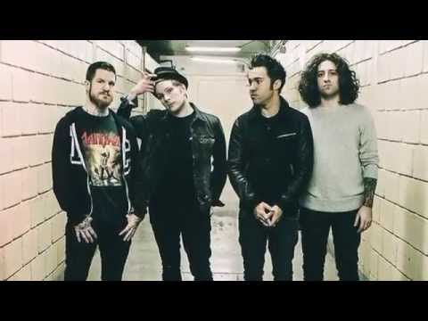 Steve Aoki Ft. Fall Out Boy - Back To Earth