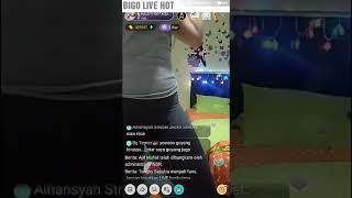 Download lagu Goyang bareng tante cantik yok mp3 Download lagu Goyang bareng tante cantik yok mp3