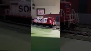 Download lagu Soo Line caboose hop. #shorts #hoscale #modeltrains #miniaturetrain mp3