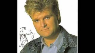 Ricky Skaggs - Ridin&#39; That Midnight Train