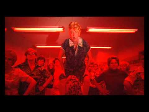 't Schaep met de 5 pooten - 2006 afl1 - Lena is weer bezig