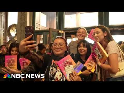 Inside the midnight book launch for 'ACOTAR' 6 