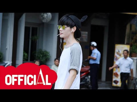 Thể hiện bởi Đào Bá Lộc