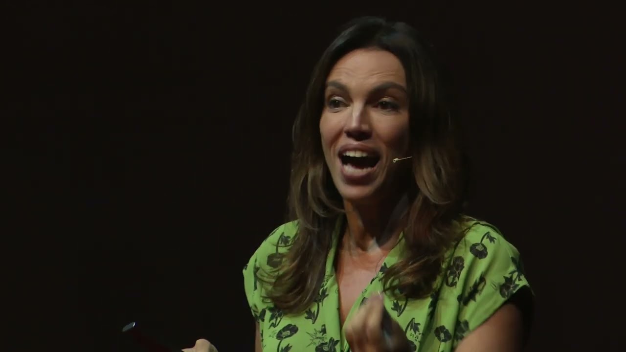 Abusos invisíveis - Invisible Abuses  | Ana Paula Araujo | TEDxRio