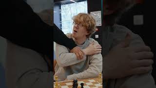 C'est qui le vrai GOOOAT des échecs ? 😈