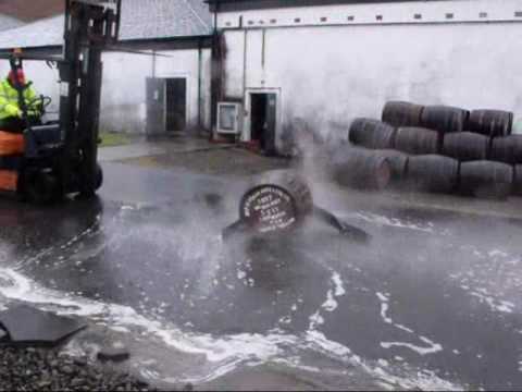 Prince William's Cask at the Arran Malt Distillery Film.wmv