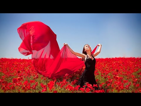 НЕ ОГЛЯНУСЬ!!! Все ищут эту песню