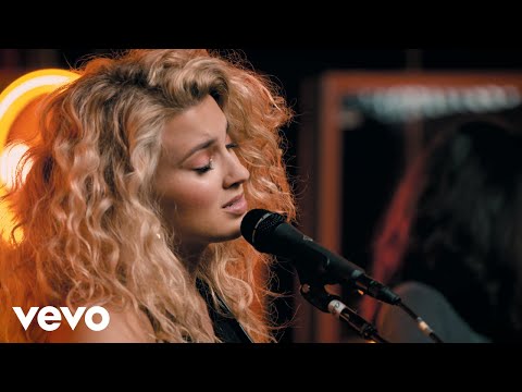 Tori Kelly - Language (Live from Capitol Studios)