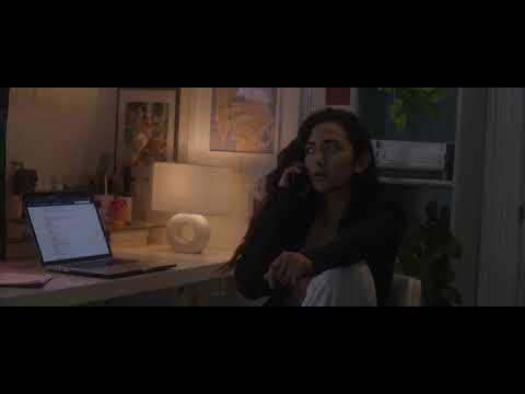 The Taxman   Mia talks to taxman   Clip