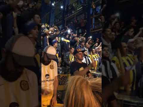 "Repique Hinchada de Rosario Central - Previa antes de entrar" Barra: Los Guerreros • Club: Rosario Central