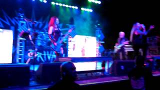 I.O.U Nothing-Coal Chamber live 2015 Tempe AZ