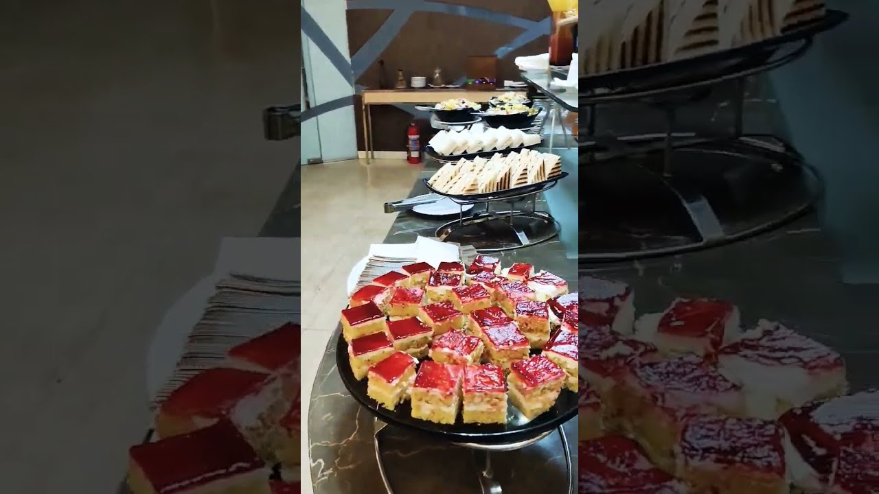 City Bank American Express Platinum International Lounge thumbnail