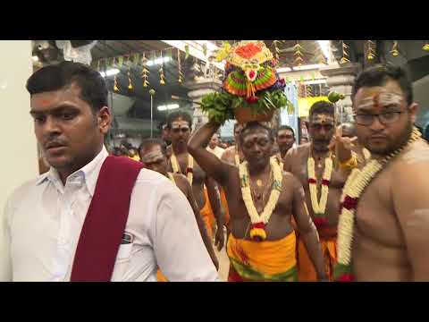 Highlights of Chief Pandaram crossing the fire pit