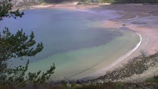 preview picture of video 'Gruinard Bay, Ross & Cromarty, Scotland'