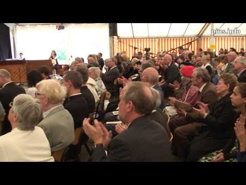 Einweihung des neuen Schulgebäudes des St.-Theresien-Gymnasiums in Schoenenberg