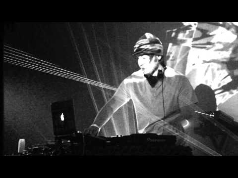 Dead Cosmonauts set at RELOAD ft. DJ Aphrodite