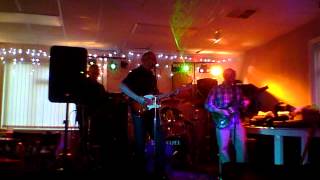 Framed - live cover of The Sensational Alex Harvey Band song.