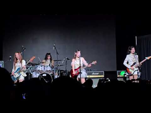 251112 QWER (최애의 아이들) Ferris Wheel | ROCKNATION | Houston