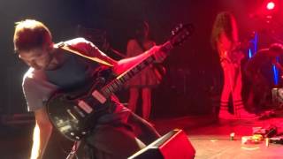 Deerhoof - "Last Fad" / "Dummy Discards A Heart"