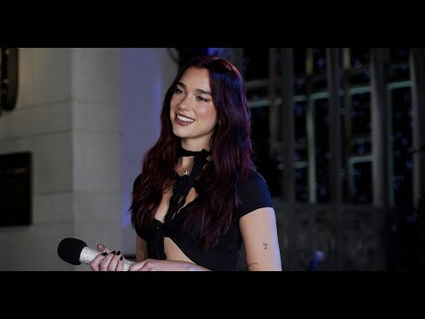 SNL: Chloe Fineman Workshops Her Dua Lipa Impression | Saturday Night Live