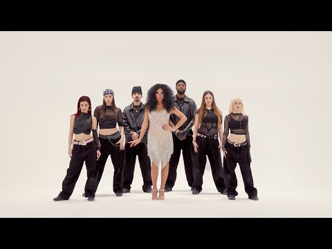 Işın Karaca - Aşktan Ne Haber / What's Love Mix (Official Music Video)