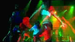 Girls Aloud-Close To Love