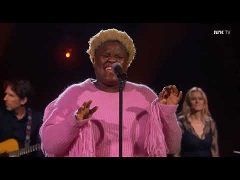 Darling West, Bernhoft & Kamara - Christmas Must Be Tonight (NRK2, 14.12.2024)