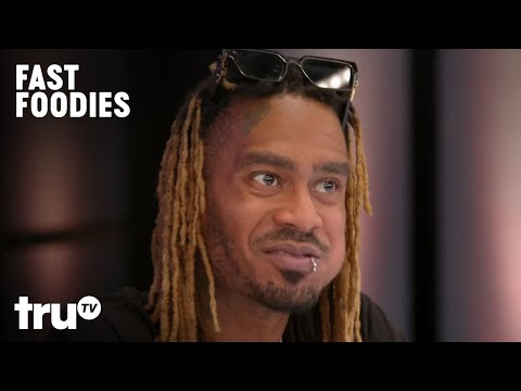 Fast Foodies - Chefs recreate Domino's Pizza (Clip) | truTV