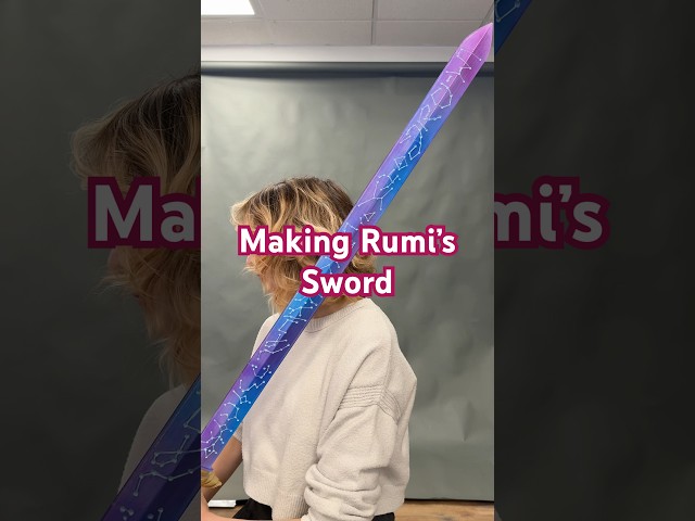Vídeo relacionado con Gugxiom Rumi Sword Cosplay Prop Réplica Rumi Traje Espada Cosplay, Accesorio de Fantasía, Disfraz de Halloween, Regalos Festivos del Festival Amarillo Azul