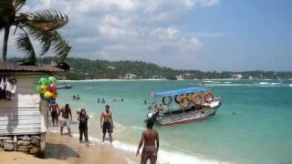 preview picture of video 'Unawatuna Sri Lanka on the Beach am Strand'
