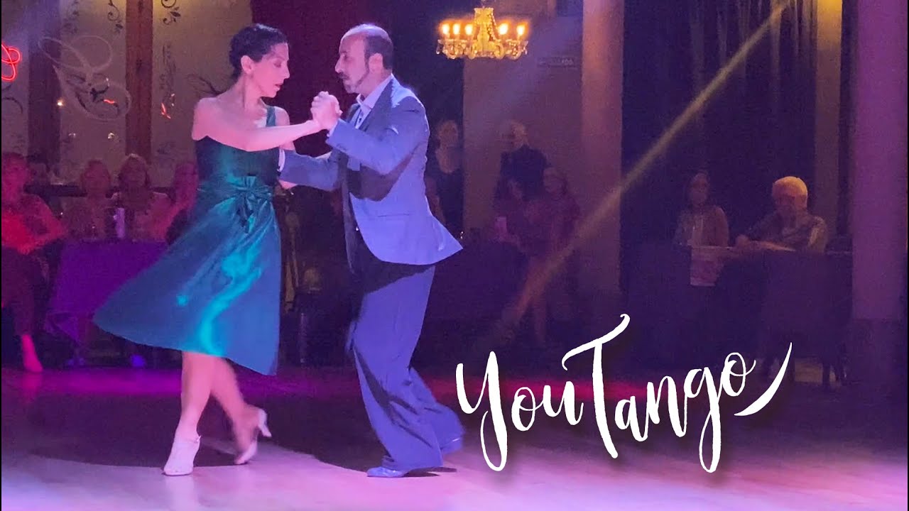 Analía Vega & Marcelo Varela at Club Gricel – "Cuando Llora Mi Guitarra"