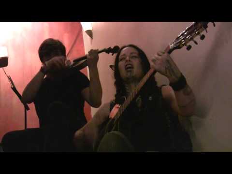 Holly Brewer sings "I Want To Eat Your Face"